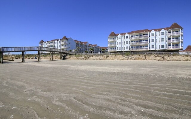 Seascape 2107 1 Bedroom Condo by RedAwning