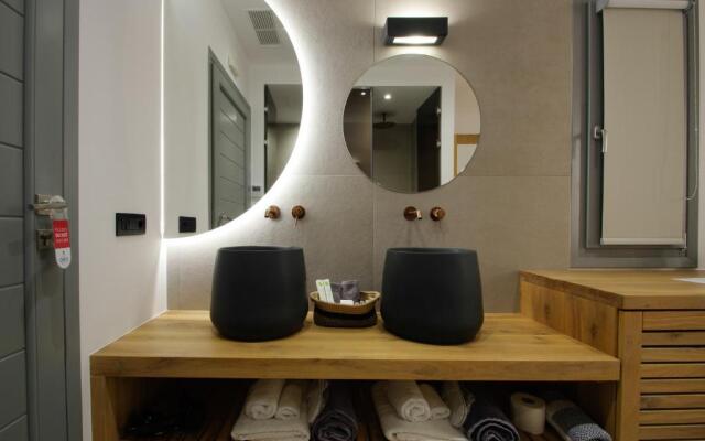 Oro Suites