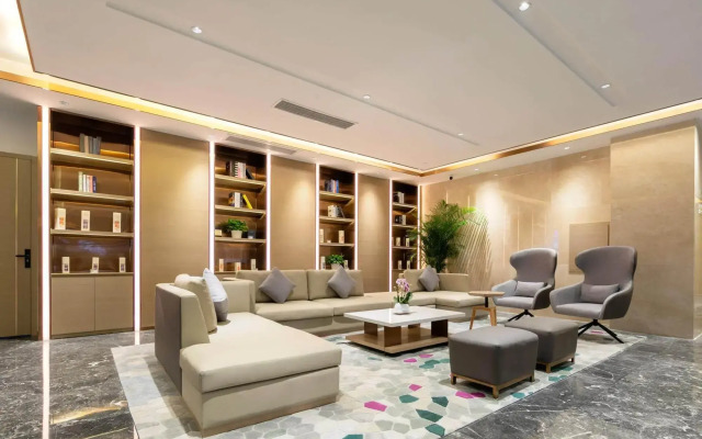 Lavande Hotel (Wuhan Optics Valley Future Technology City)