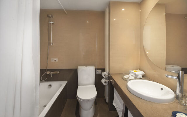 Louis Phaethon Beach Club