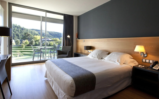 Hotel Món Sant Benet