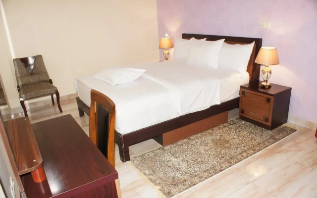 Safyad Hotel
