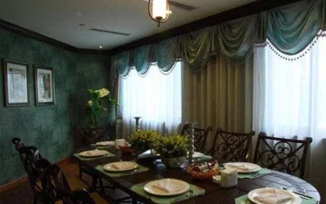 Qingshuiwan Hot Spring Holiday Village