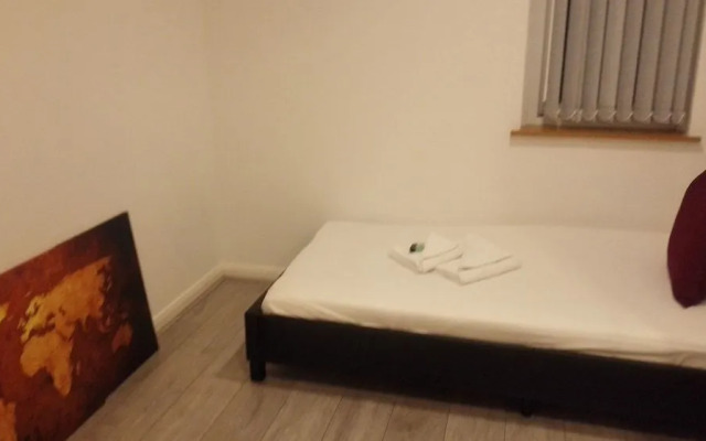 Lizzy Continental Apartments