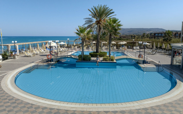 Hydramis Palace Beach Resort