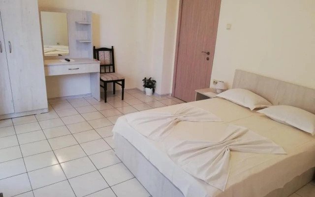 Guest House Kera