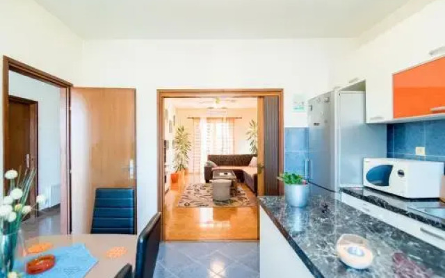 Apartment Lena