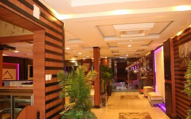 Hayat Ishbiliya Hotel