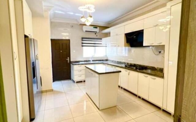 6bedroom Appartment