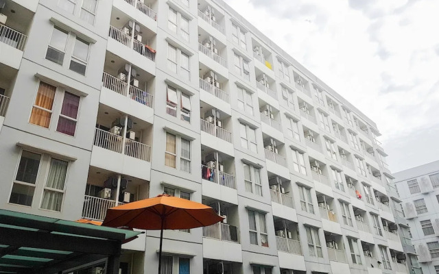 Simply Studio Room Tamansari Skylounge Apartment