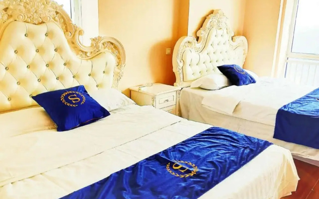 Xinghai Exhibition Center Apartment