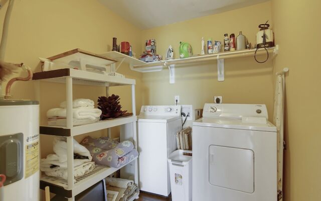 Beach Retreat 4 Bedrooms 2.5 Bathrooms Home