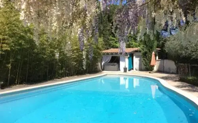 Petit Appartement Pont du Gard