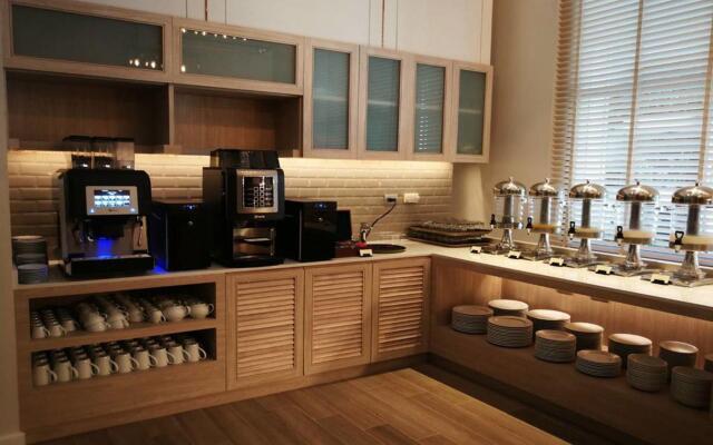 Hyatt Place Bangkok Sukhumvit 24