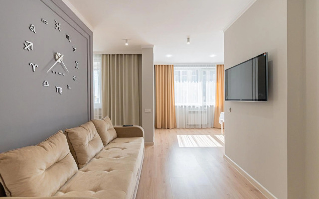 Золотой Квадрат