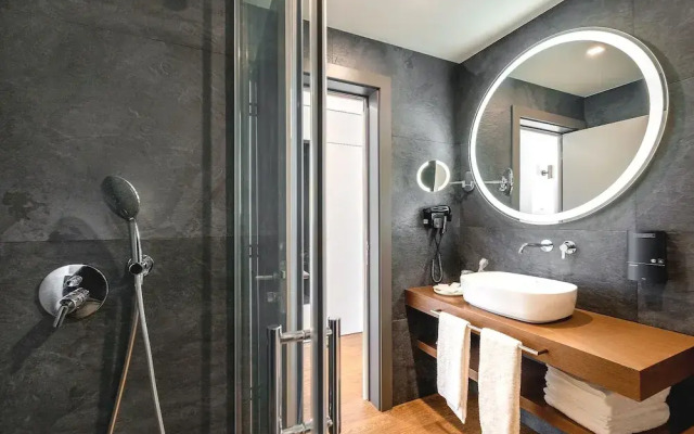 MouraSuites Hotel