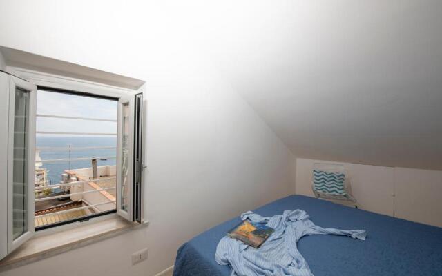 Rooftop flat in Amalfi