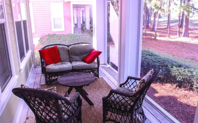 1365 Laurel Grove - 3 Br home by RedAwning