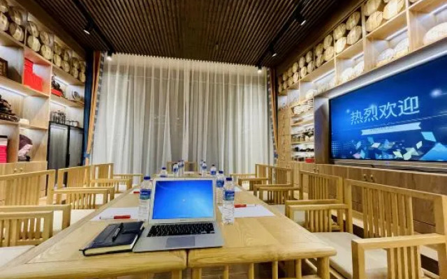 Lijiang Jirui Inn