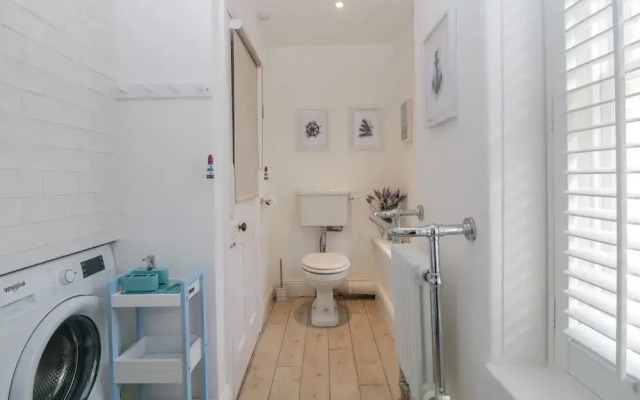 46 Crowthers Hill