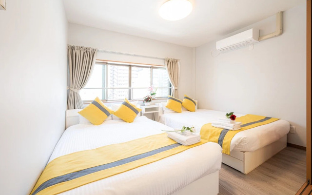 323Nanba-Near the station