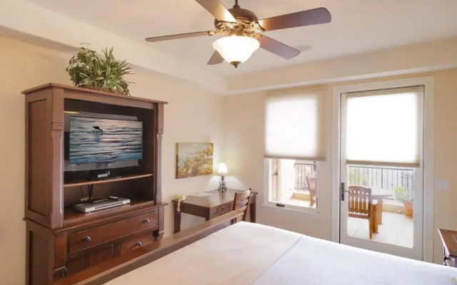 Valentina #203 3 Bedroom Condo by Redawning