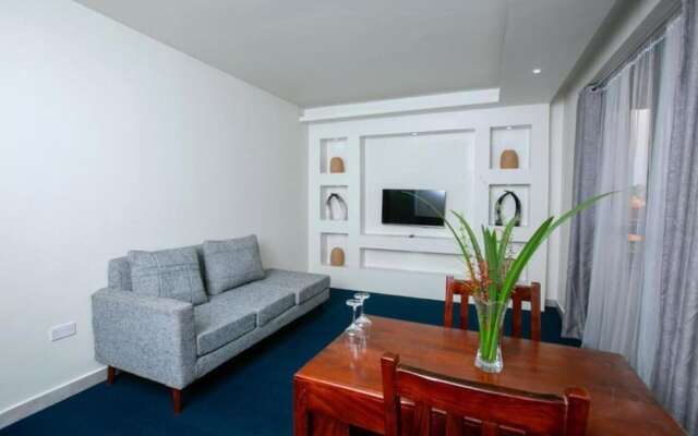 Deluxe 2-bed Apartment With Swimming Pool