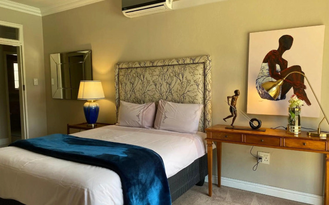 The Ridgeback, 4 Bedroom House Bryanston