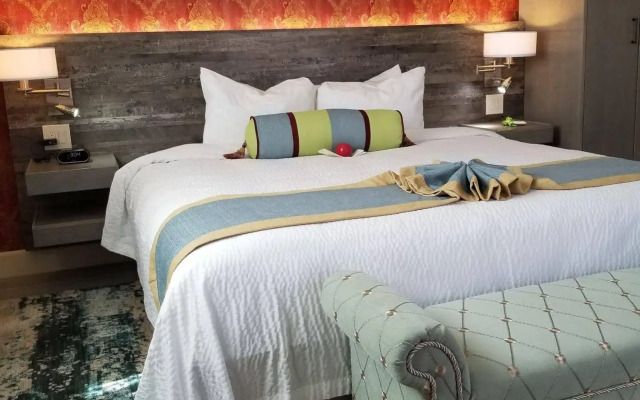 Sens Hotel & Vanne Bistro Berkeley