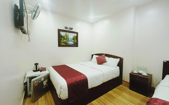 White Horse Hotel & Restaurant
