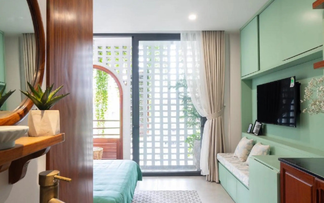 JooHouse Lux