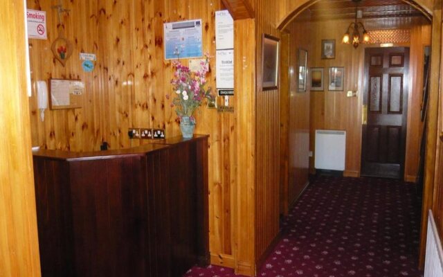 Ard Einne House