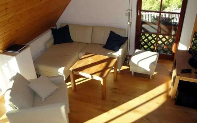 Ferienhaus-Bergtraum-Ferienwohnung-Lilli
