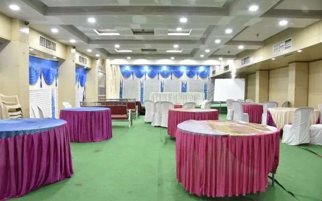 Oyo 49896 Hotel Ic Inn