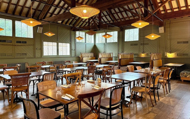 Ridings at Theobalds Park