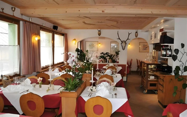 Hotel Conrad
