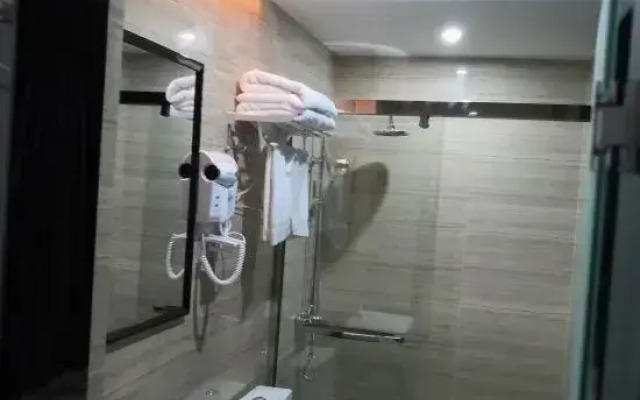 Jinhong Hotel