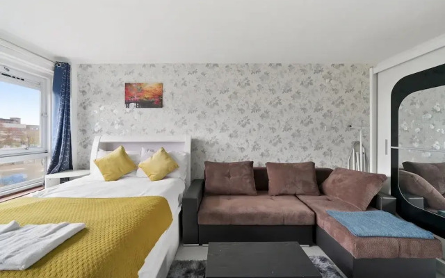 Impeccable 1-bed Apartment in London
