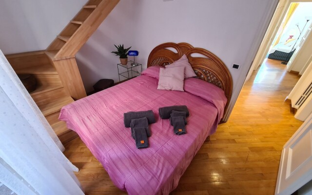 Santa in Caruggio- PortofinoVacanze