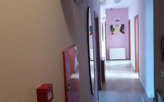 Sapphire Hotel