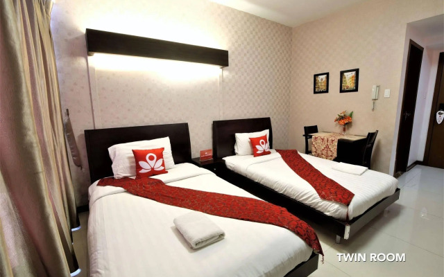 Zen Rooms Sunshine City Suites