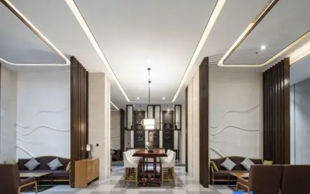 Zhenru Hotel