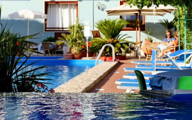 Hotel La Playa