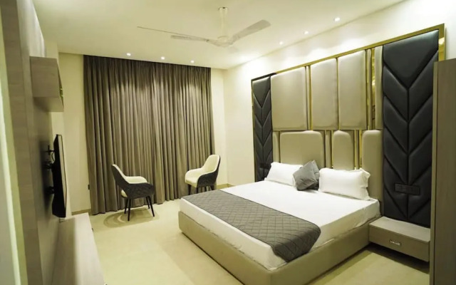 Hotel Ovel hotel Ludhiyana