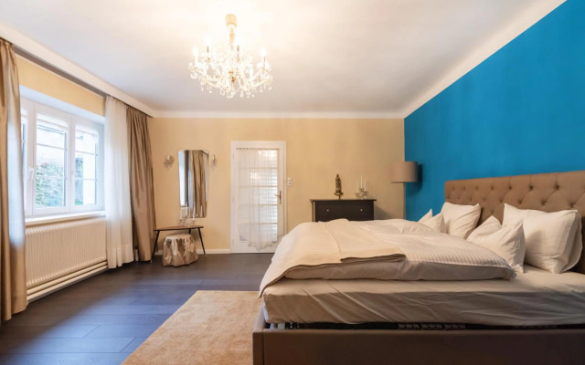 Renoviertes Bauernhaus mit Garten in Ruhelage