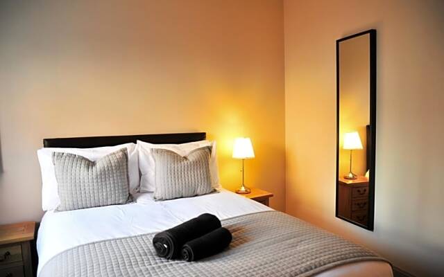 The Herbalist Rooms