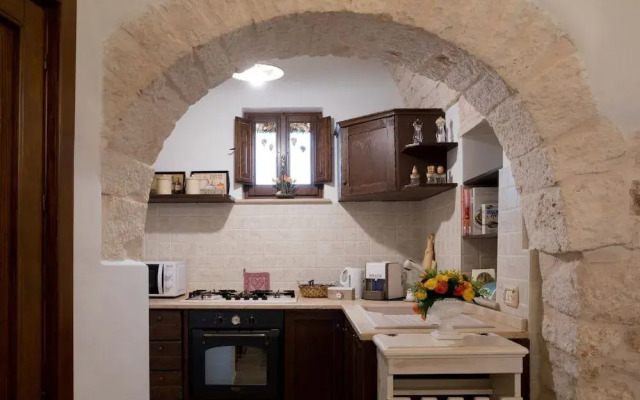 Dimore nel Tempo-Widespread Homes & Trulli