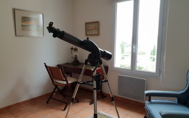 Luxurious Villa in Castillon-du-gard With Outdoor Kitchen