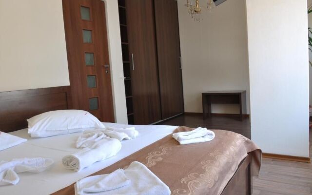 Ave Hotel Victoriei