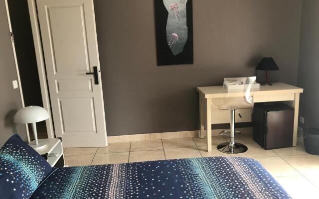 Bouzigues Suite Parentale Étang de Thau